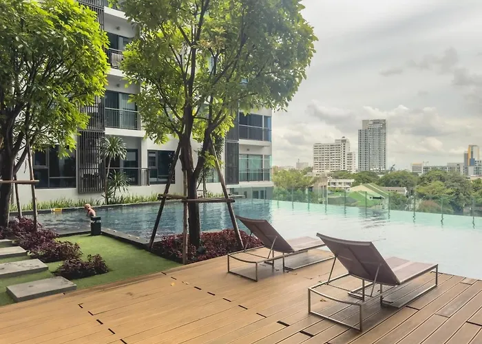 Modern 2br Thong Lo Bts With Pool, Gym Sauna